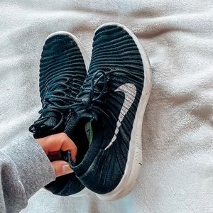 nike tennis’s shoes